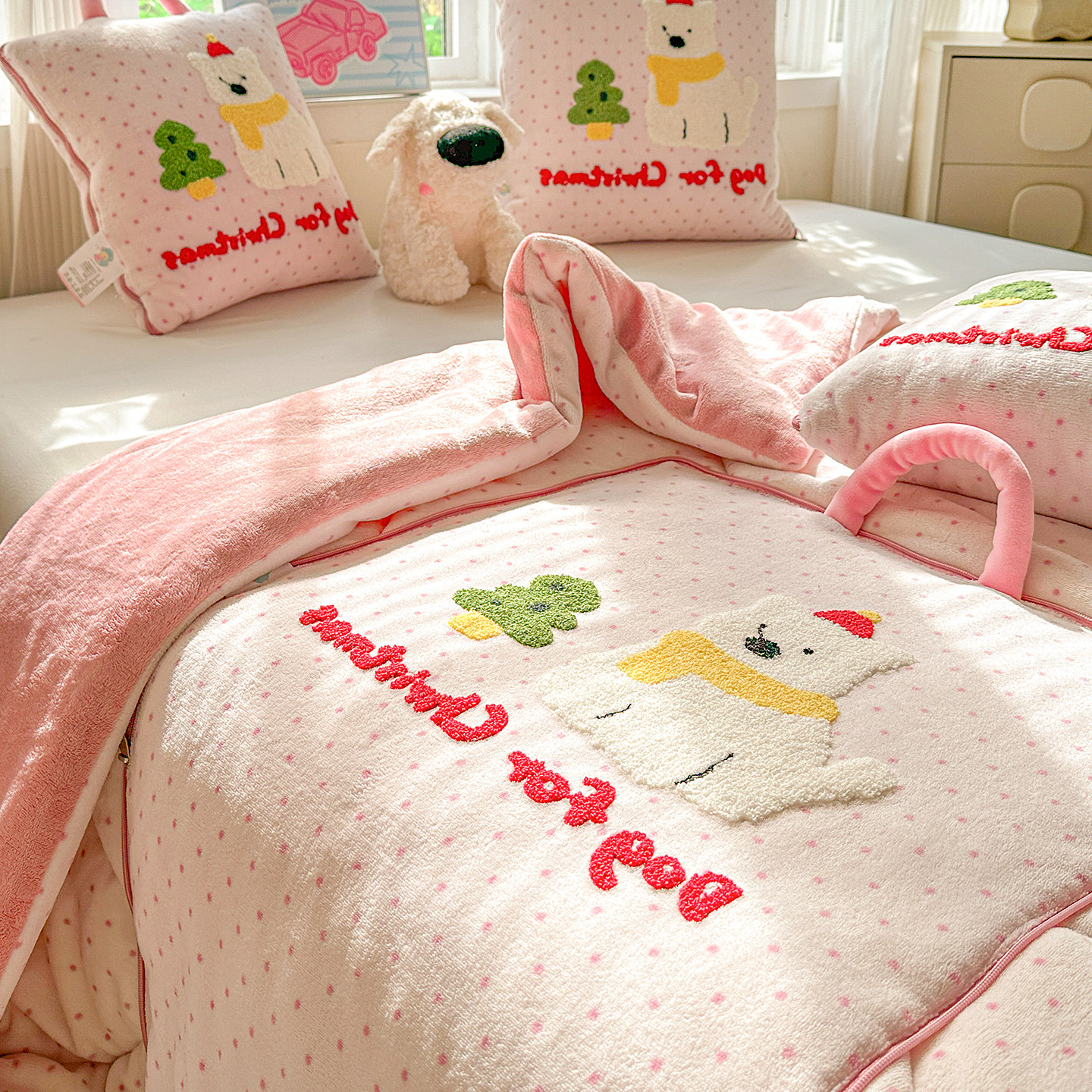 牛奶绒 加厚冬季抱枕车用被子两用2025新款午睡毯子二合一靠枕被,淘宝优惠券,粉丝福利购,淘宝优惠卷