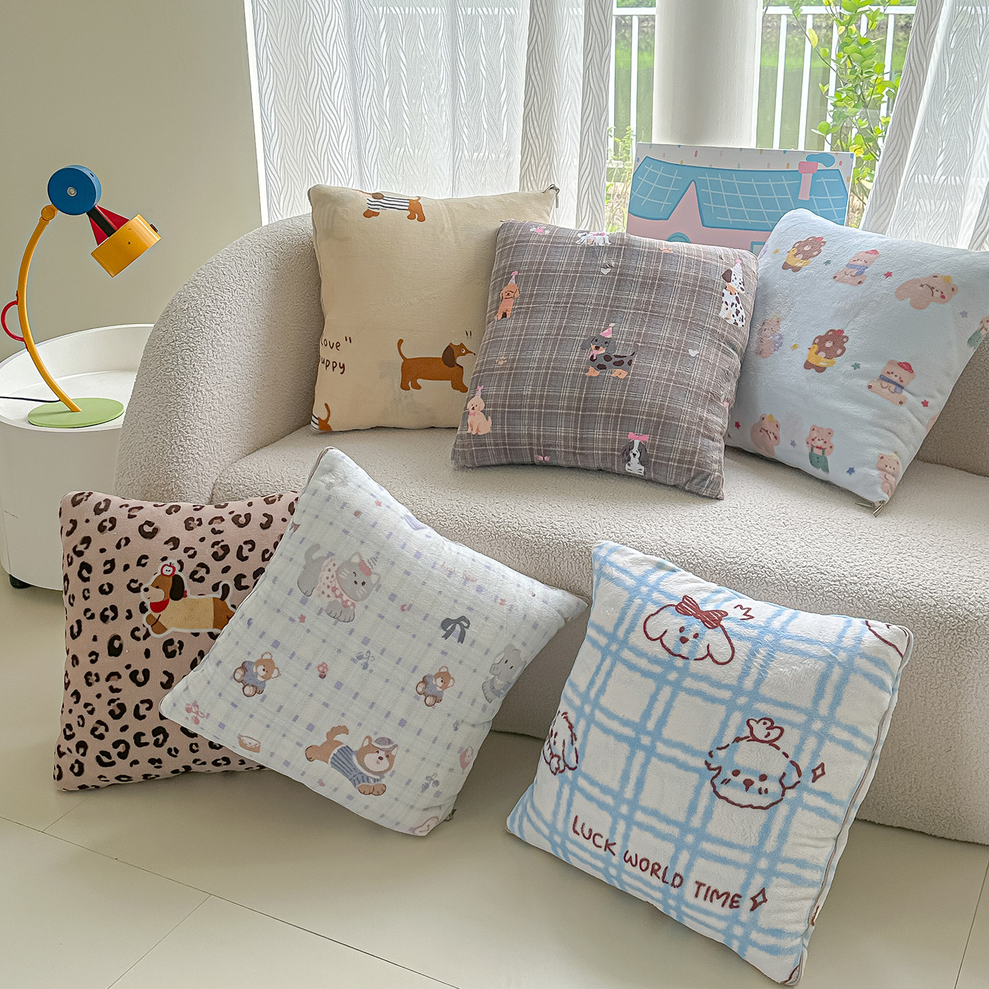 牛奶绒 抱枕被子两用毯子二合一车用午睡枕头被折叠沙发靠枕靠背,淘宝优惠券,粉丝福利购,淘宝优惠卷