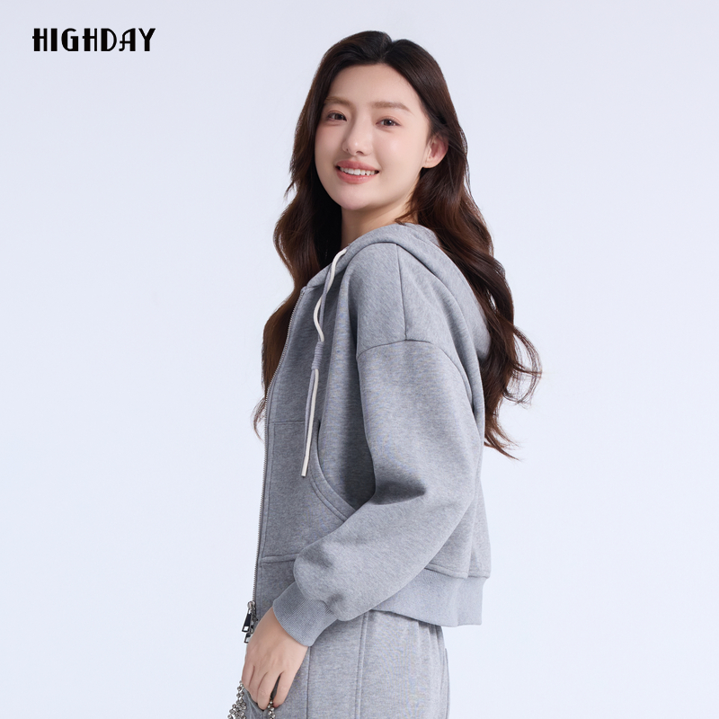 highday轩日2024冬季连帽短款外套女商场同款浅灰落肩开衫卫衣ins - 图2