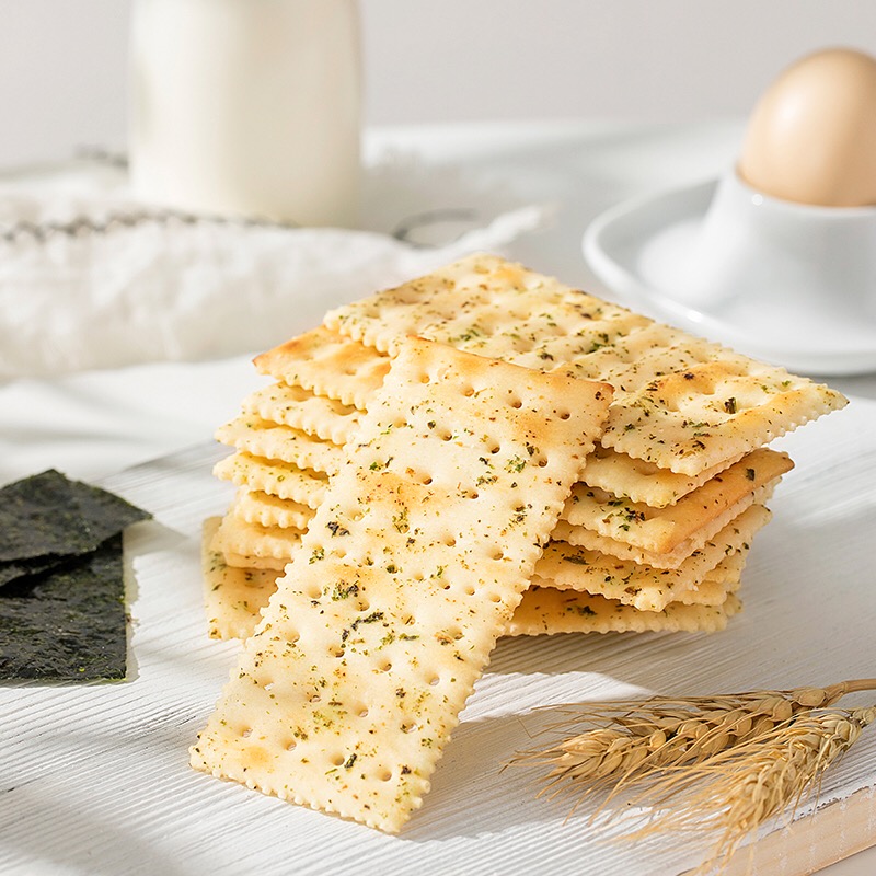 来伊份奶盐味苏打饼干2斤散称装海苔味早餐咸味饼来一份休闲零食