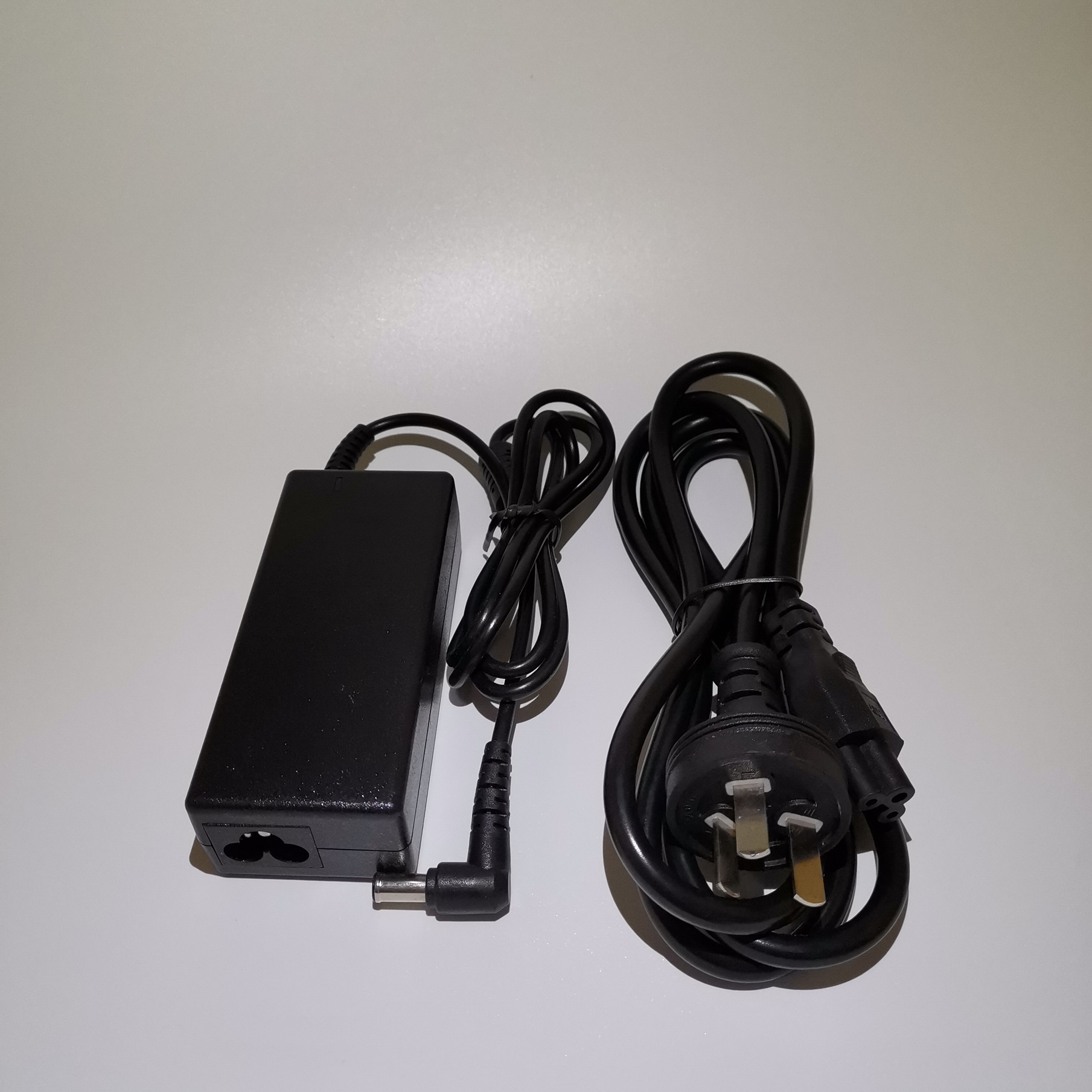 LG液晶显示器电视专用电源线适配器19V2.1A1.3A1.2A充电器E2242C - 图0