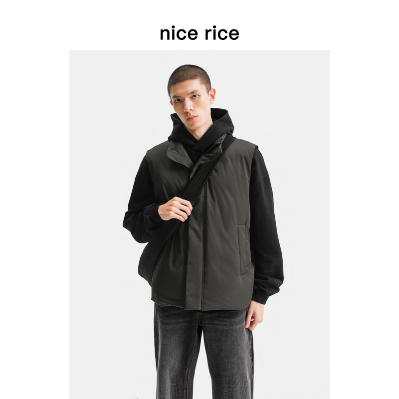 nice rice好饭 r.系列白鸭绒拉链口袋宽松高领羽绒马甲男NHD10094,淘宝优惠券,粉丝福利购,淘宝优惠卷