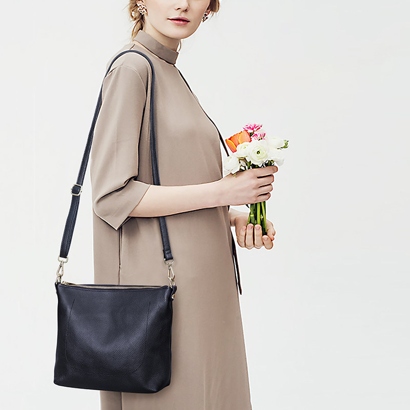 澳迪佳女2020新款纯皮斜挎小包包 澳迪佳女士包袋