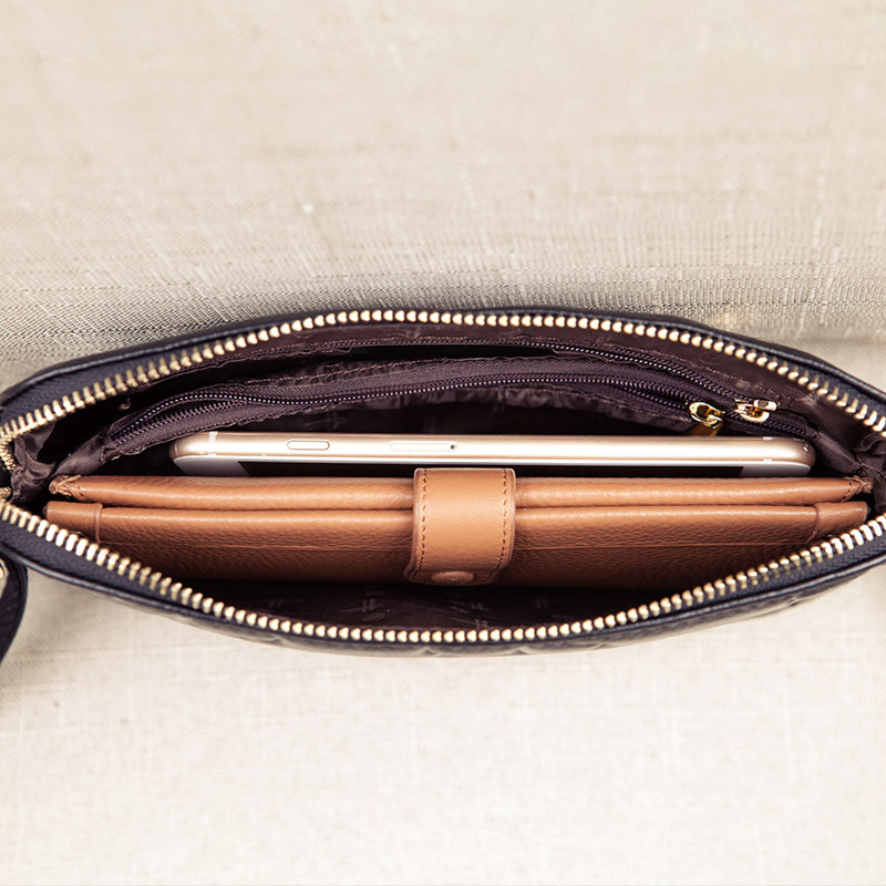 澳迪佳软皮手拿包女2020新款斜挎包 澳迪佳女士包袋