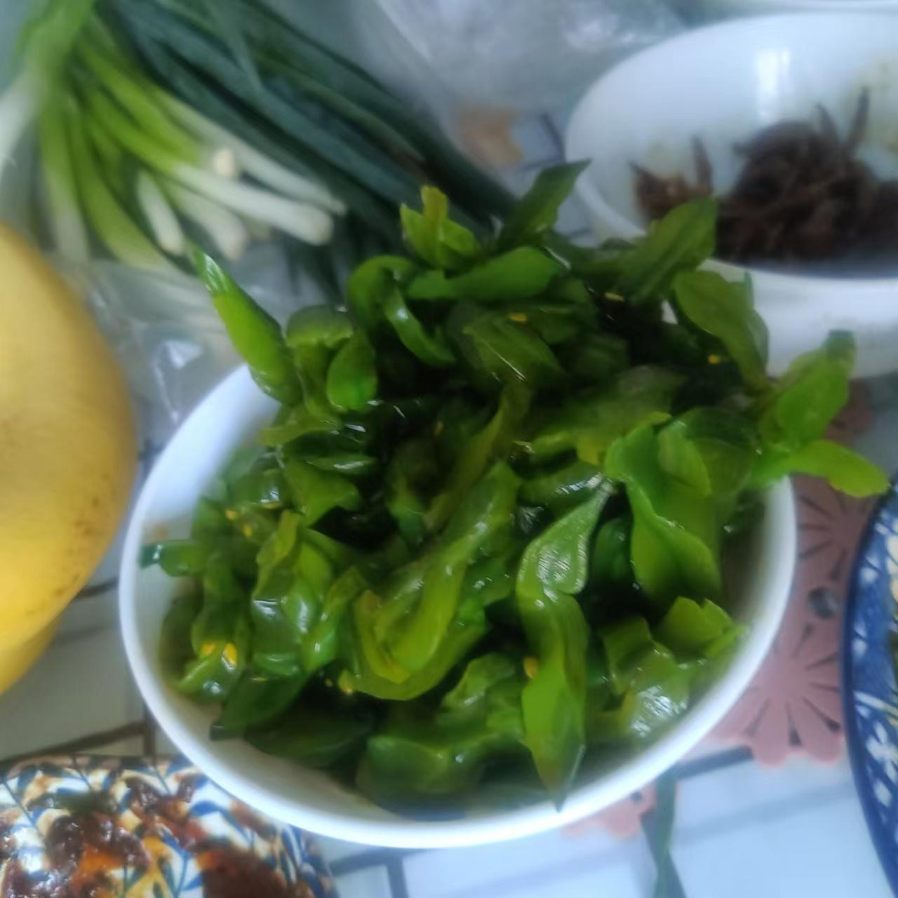 【梗段】香辣裙带菜梗段香辣海白菜解腻下饭小菜零食200克大连 - 图3