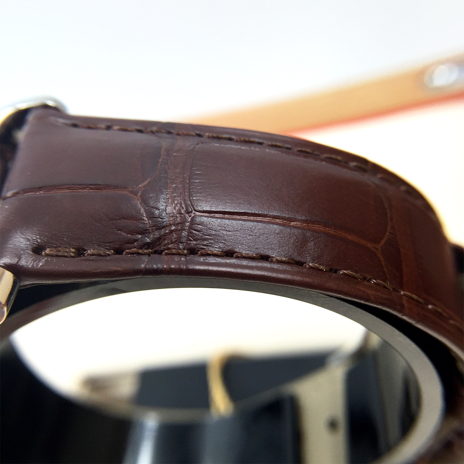 瑞士欧米茄碟飞系列机械皮带男表 运洪金海外瑞士腕表