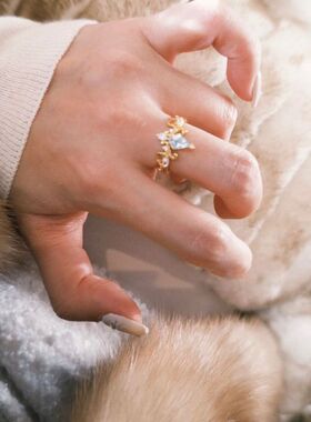 Vintage中古蓝眼泪水滴皇冠戒指轻奢复古宫廷风百搭设计感食指戒