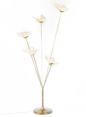 新款发光蝴蝶路引灯婚庆道具装饰摆件婚礼舞台翅膀吊顶灯铁艺路引