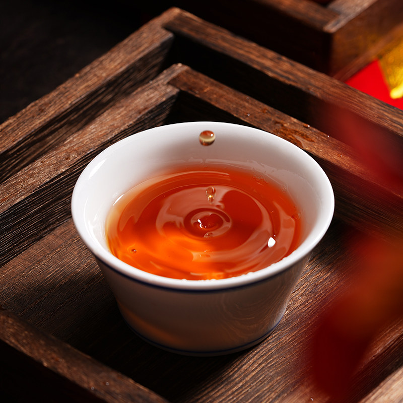  茶己知人大红袍