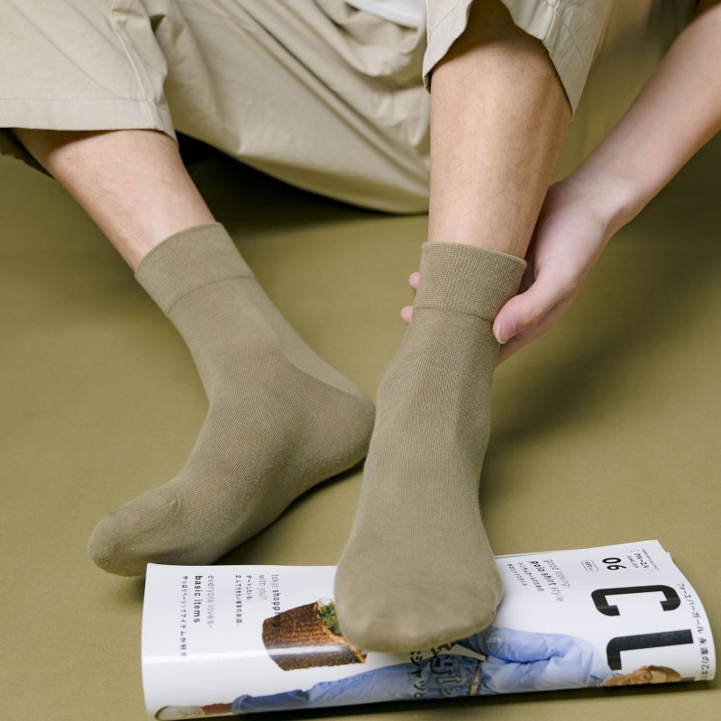 四季中筒男士纯色日系休闲黑色棉袜 曲夫人短袜/打底袜/丝袜/美腿袜