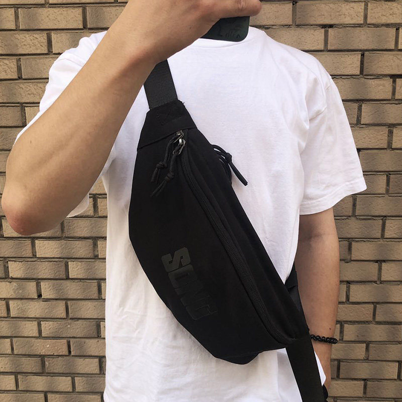 胸包潮牌ins个性男士嘻哈斜挎包 尼麦男士包袋