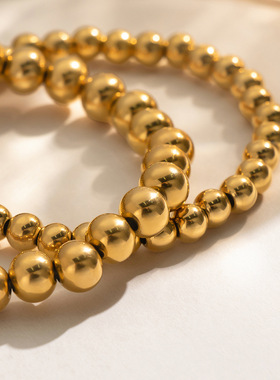 咿咿经典风18K金弹力手链