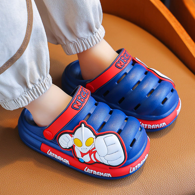 Genuine Ultraman children's slippers Xia boy non -skid room big middle school children Baotou hole shoes baby sand slippers