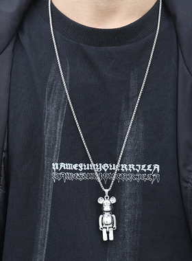 原创个性嘻哈情侣钛钢项链暴力熊吊坠街头朋克摇滚毛衣链配饰男潮