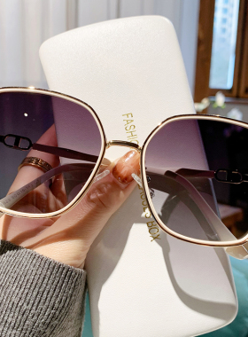 白色D家墨镜女款防紫外线高级感