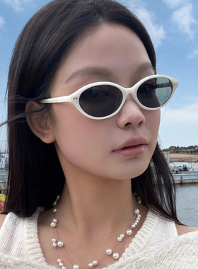 白色框墨镜女猫眼复古辣妹高级感