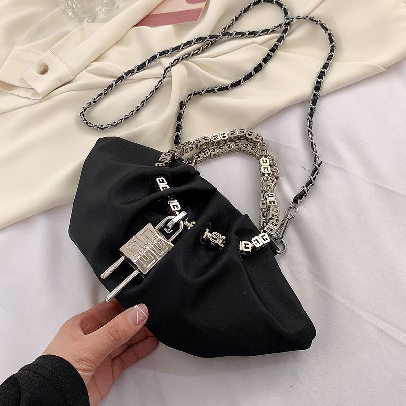小众设计感褶皱包包女夏20新款高级感链条手提包黑色尼龙斜挎包