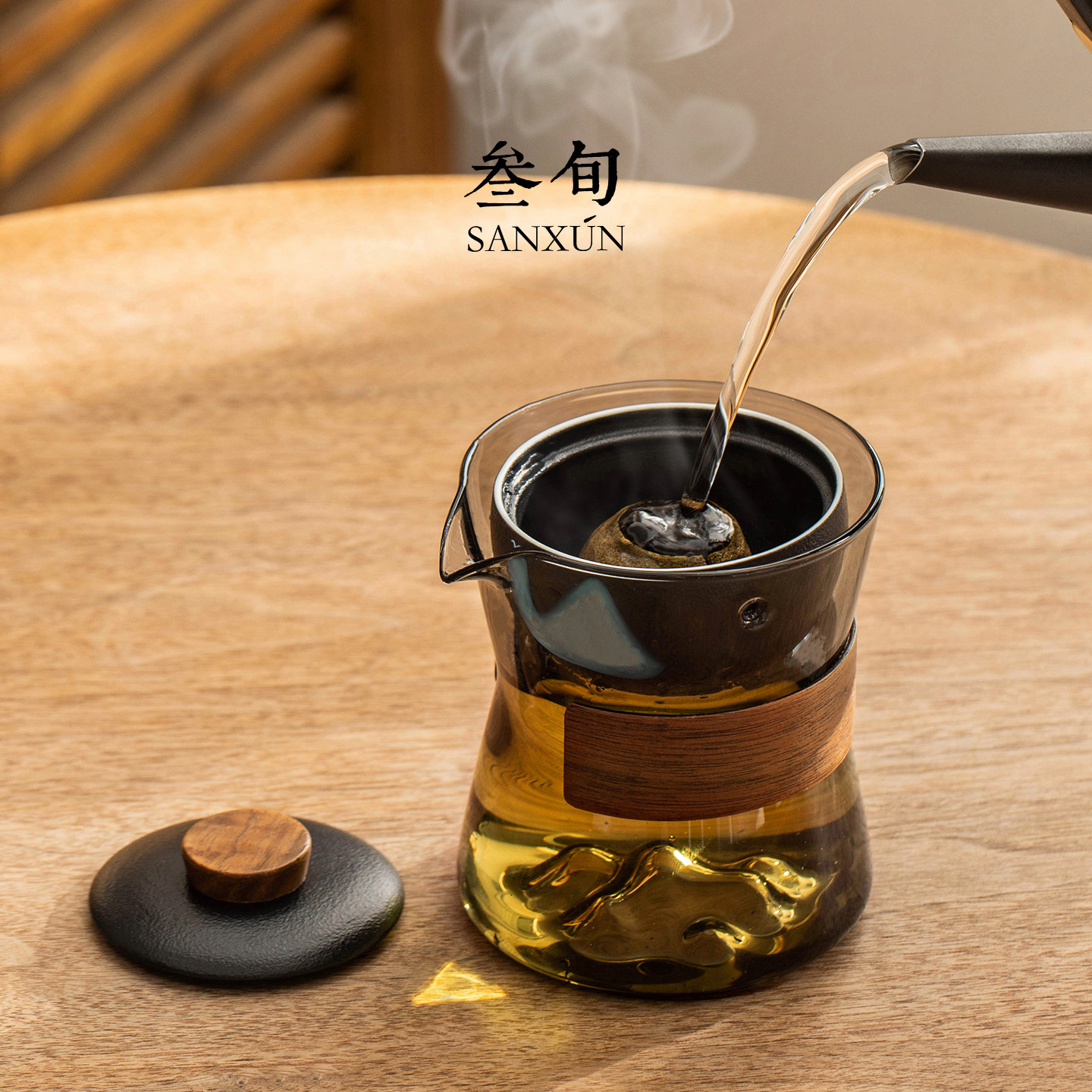 Portable outdoor teapot specially designed for brewing small green mandarin oranges