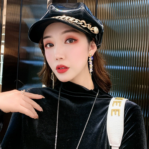 Серьги с кисточками с буквами, европейский стиль, коллекция 2023, популярно в интернете, яркий броский стиль, изысканный стиль