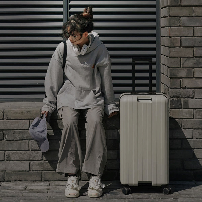 cece2023新款刹车多功能托举拉杆箱 cece旅行箱