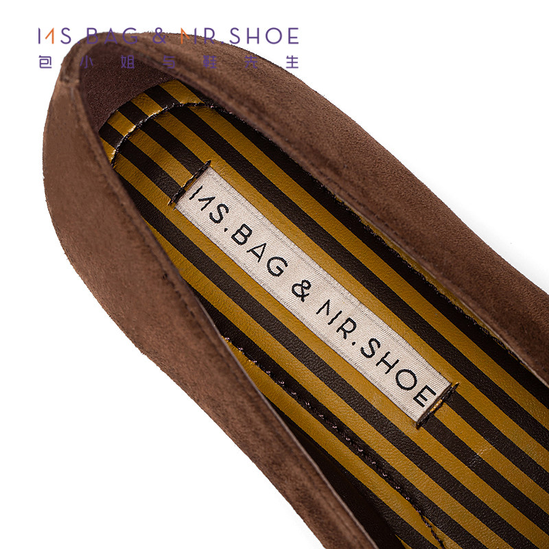 包小姐与鞋先生2025年秋季新款不规则扣件平底深口单鞋女253094,淘宝优惠券,粉丝福利购,淘宝优惠卷