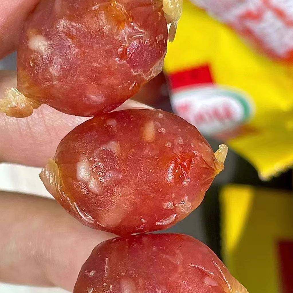 荷美尔金沙蛋黄迷你香肠35g 肉类零食办公室解馋小香肠大颗粒追剧,淘宝优惠券,粉丝福利购,淘宝优惠卷