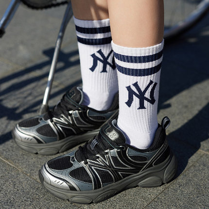 【自营】MLB男女厚底增高休闲鞋时尚运动网面跑鞋夏季新款RNACE