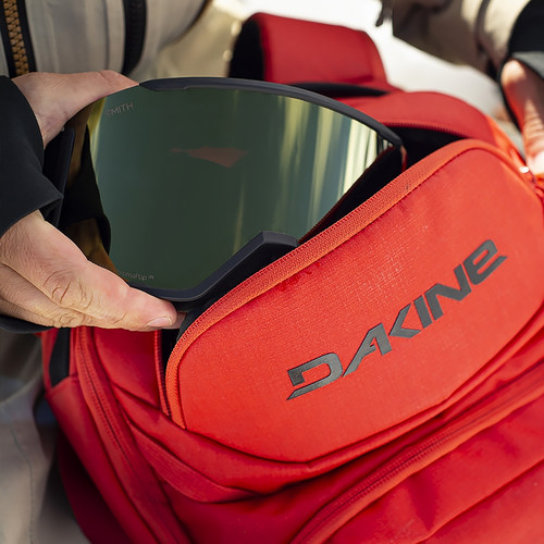 【自营】Dakine滑雪背包HELI PACK 12L男登山双肩包女单板双板包 - 图0