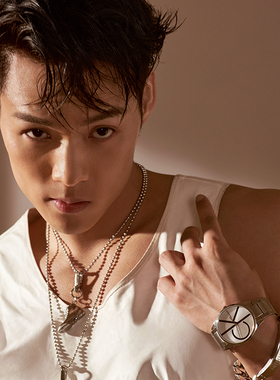 CalvinKlein/凯文克莱项链街头