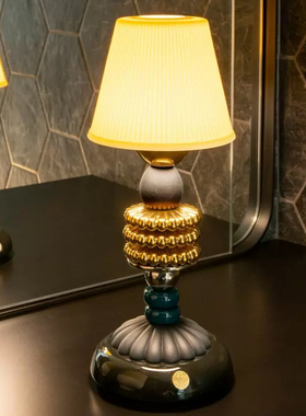 【自营】LLADRO雅致西班牙进口高档桌面台灯无线照明灯高档读书