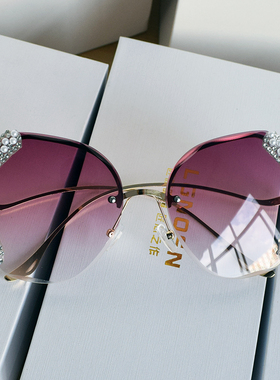 2024新款无框镶钻珍珠太阳镜女圆脸大脸遮阳防晒显瘦墨镜韩版洋气
