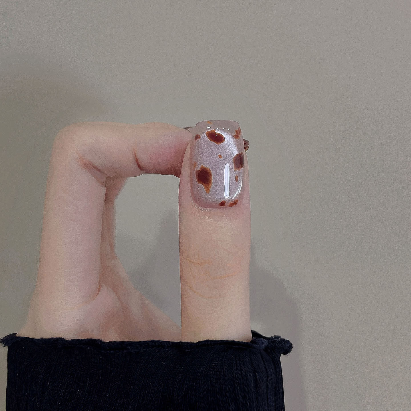 秋冬高级感纯手工穿戴美甲2026新款短款少女粉色豹纹猫眼摩卡可可,淘宝优惠券,粉丝福利购,淘宝优惠卷