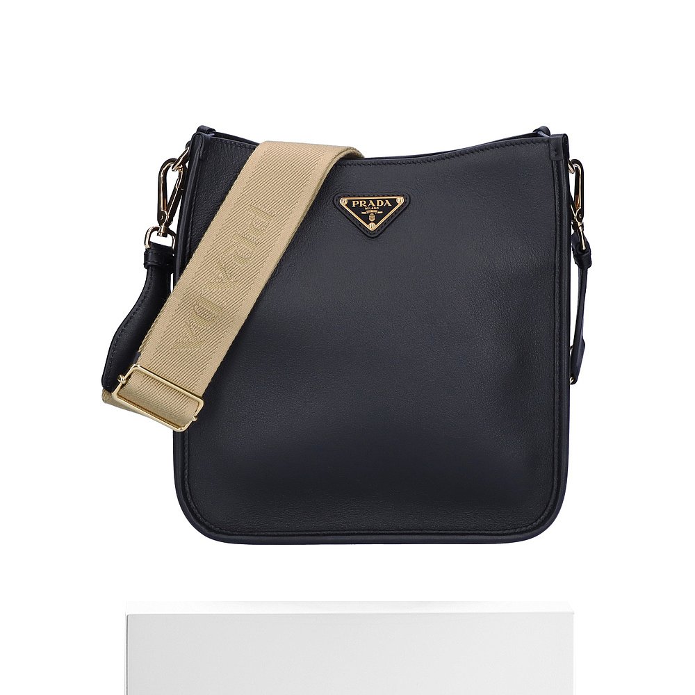 日本直邮PRADA PRADA 单肩包 SOFT GRAIN 1BH219 2CYS F0ES7 NERO - 图3