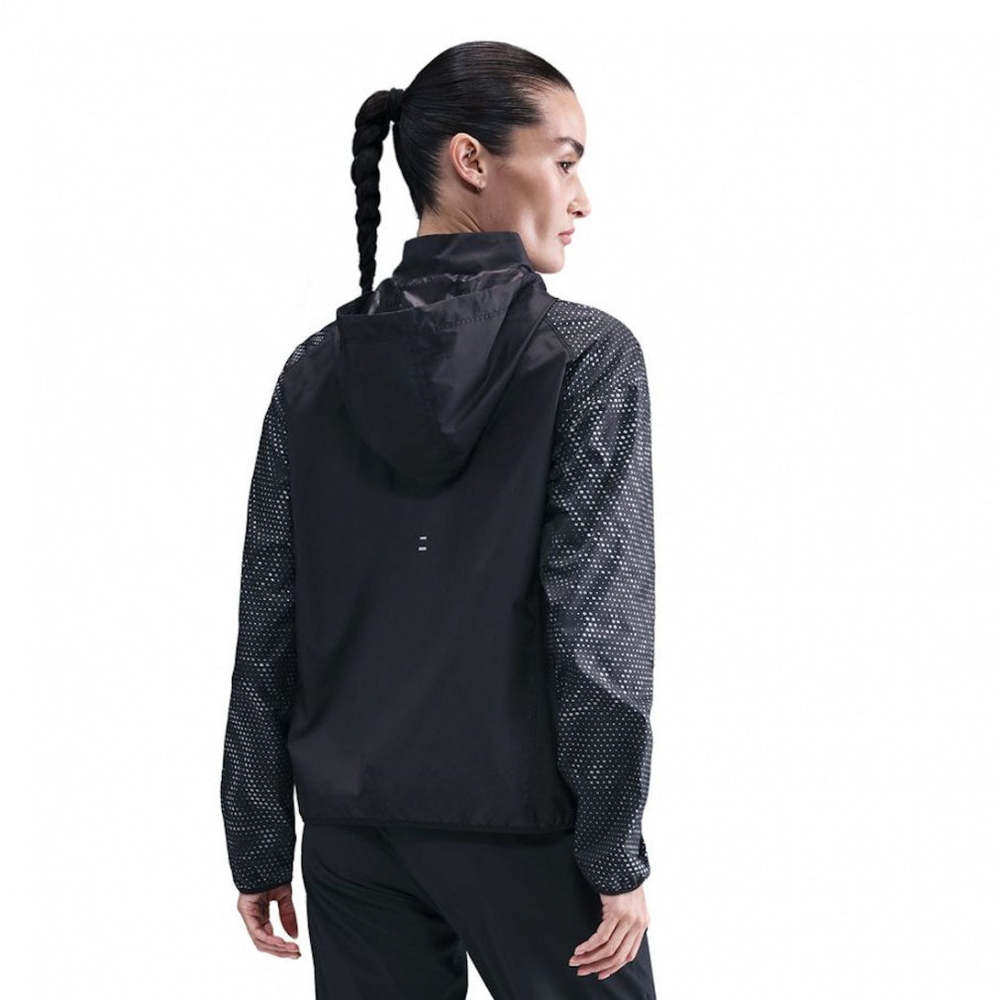 日本直邮Nike 女士Tempo Flash Repel跑步防风夹克 HV2986 010 黑,淘宝优惠券,粉丝福利购,淘宝优惠卷