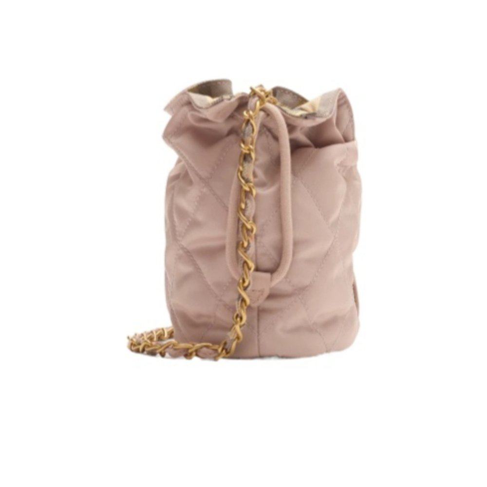 香港直邮Burberry Horseshoe 链条手拿包 81184481 - 图0