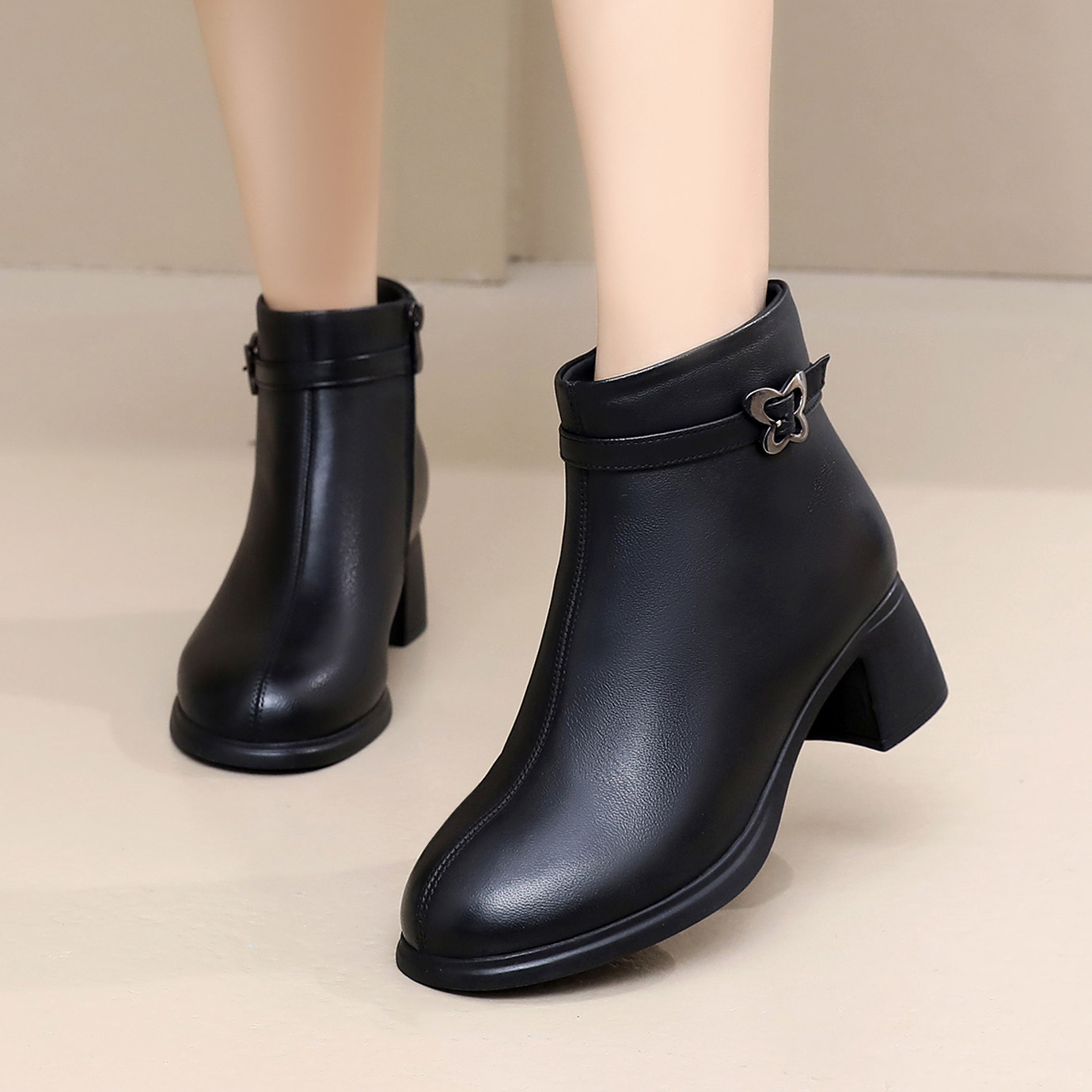 羊皮短靴女秋冬新款真皮黑色粗跟软底百搭舒适时装靴中年妈妈棉鞋,淘宝优惠券,粉丝福利购,淘宝优惠卷