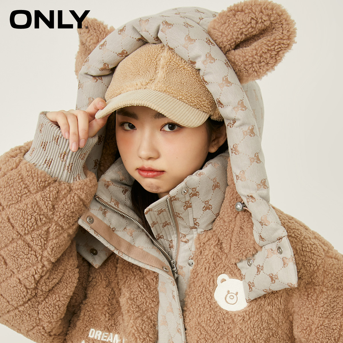 only2021冬季新款短款仿拼接羊羔绒 ONLYoutlets店羽绒服