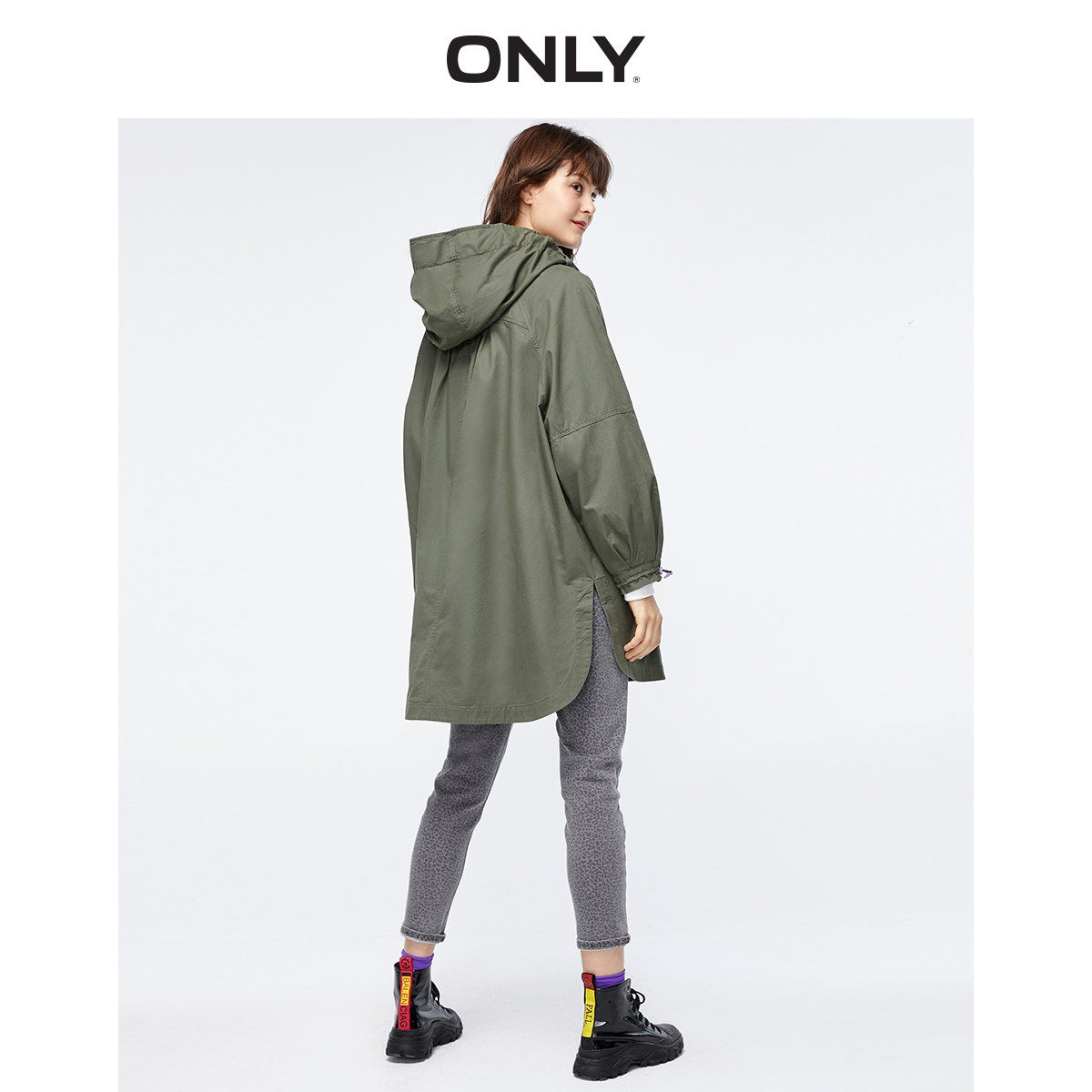 only奥莱秋季新款连帽宽松运动风衣 ONLYoutlets店风衣