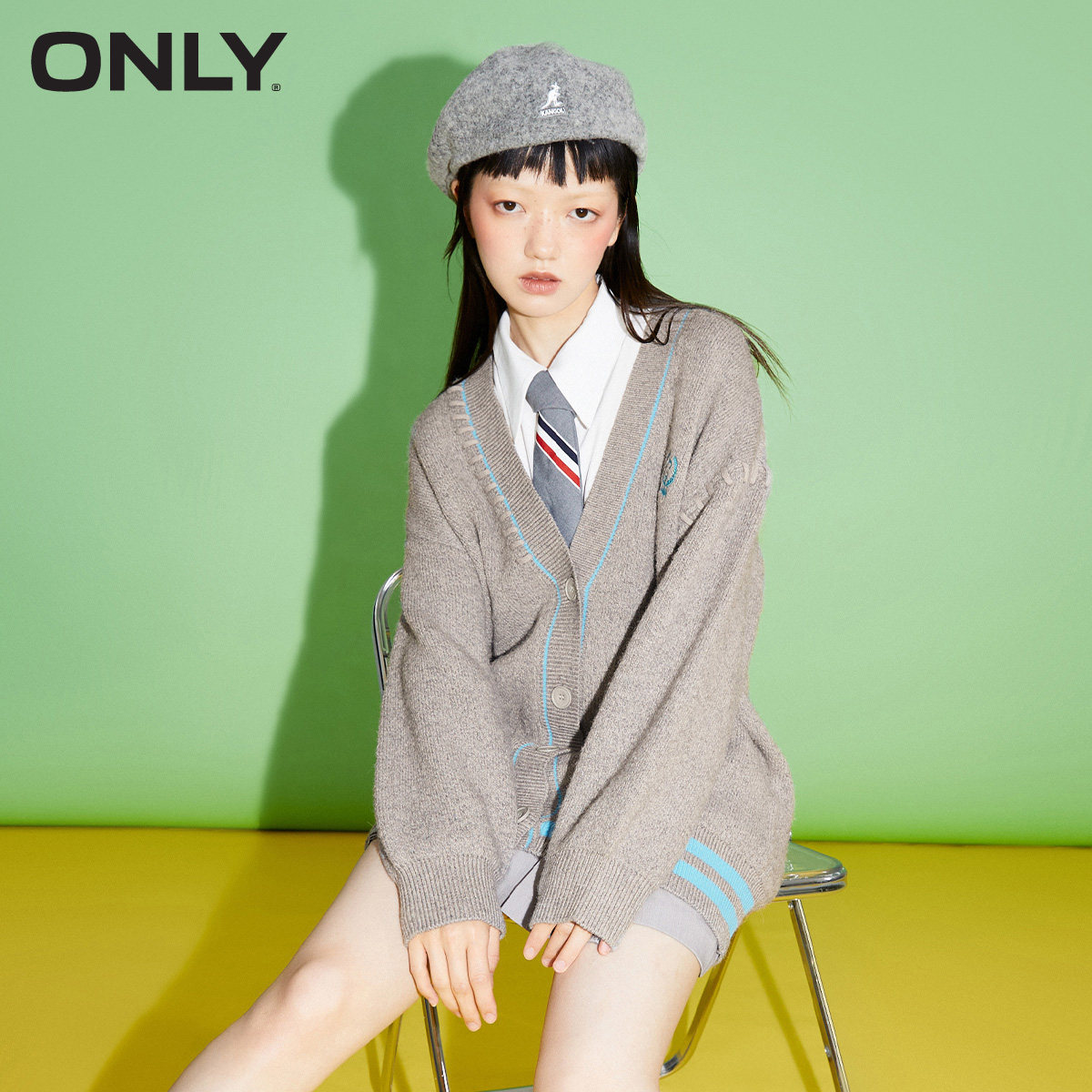 only奥莱学院风刺绣v领女针织衫 ONLYoutlets店毛针织衫