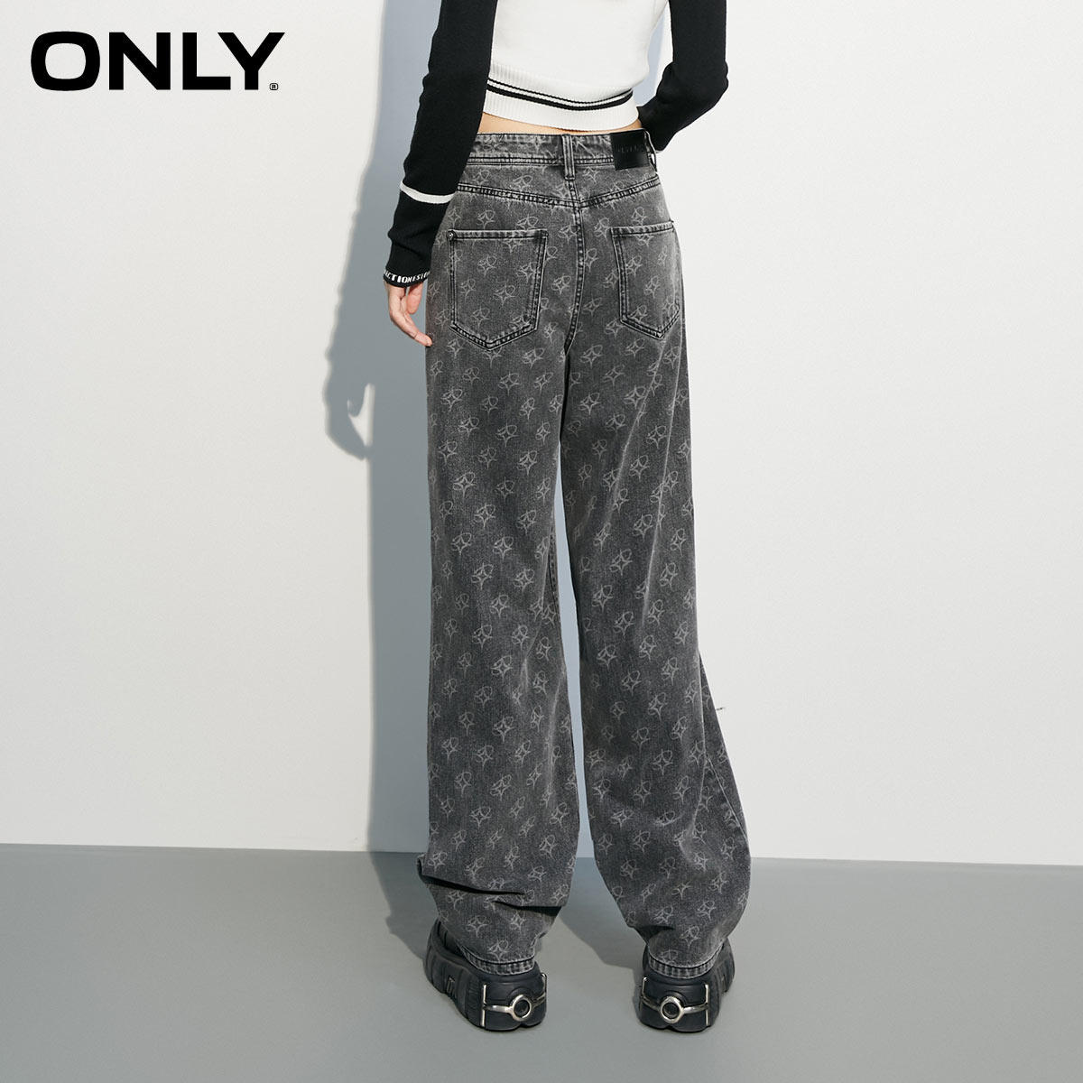 only奥莱春季新品休闲满印牛仔裤 ONLYoutlets店牛仔裤