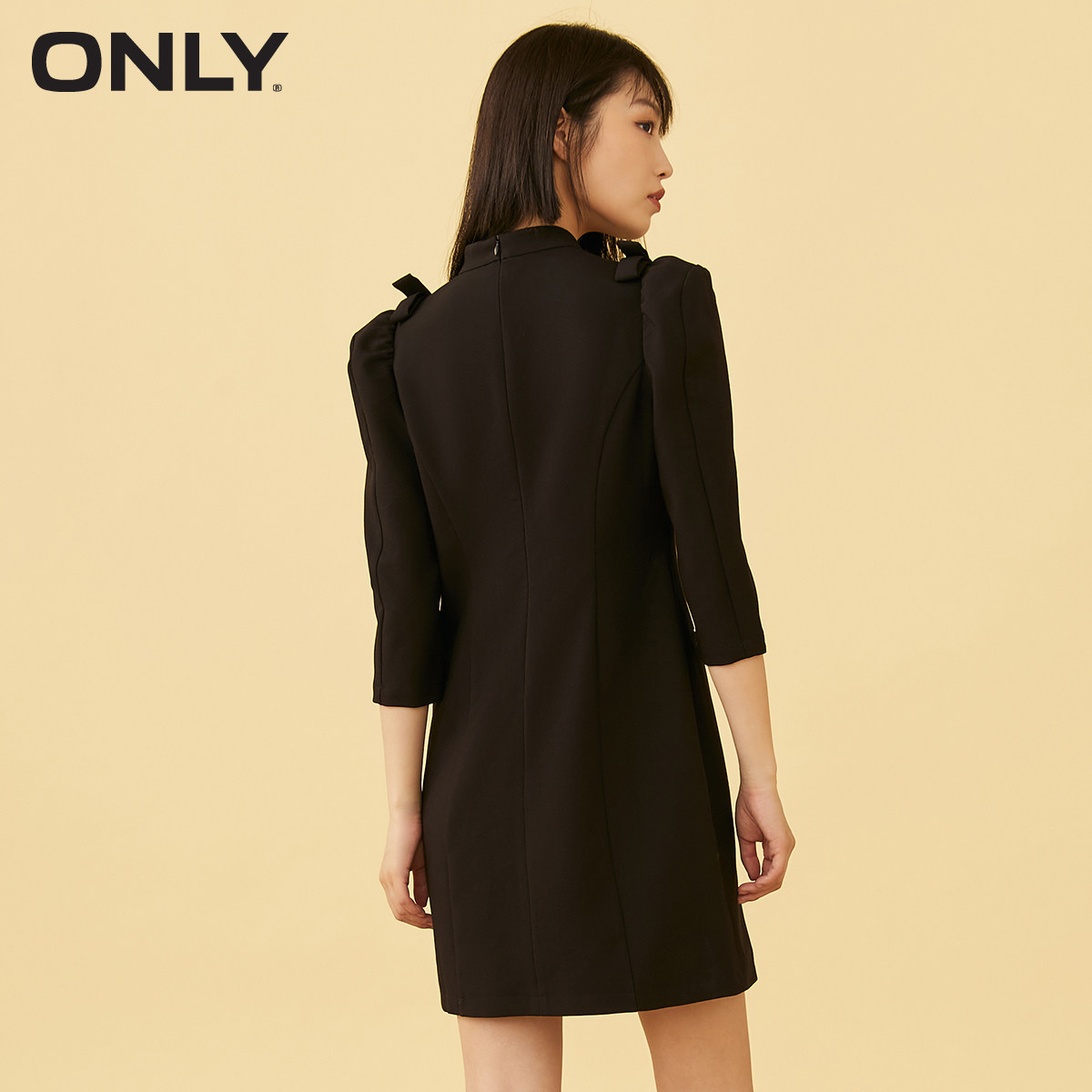 only2021冬季新款黑色收腰连衣裙 ONLYoutlets店连衣裙