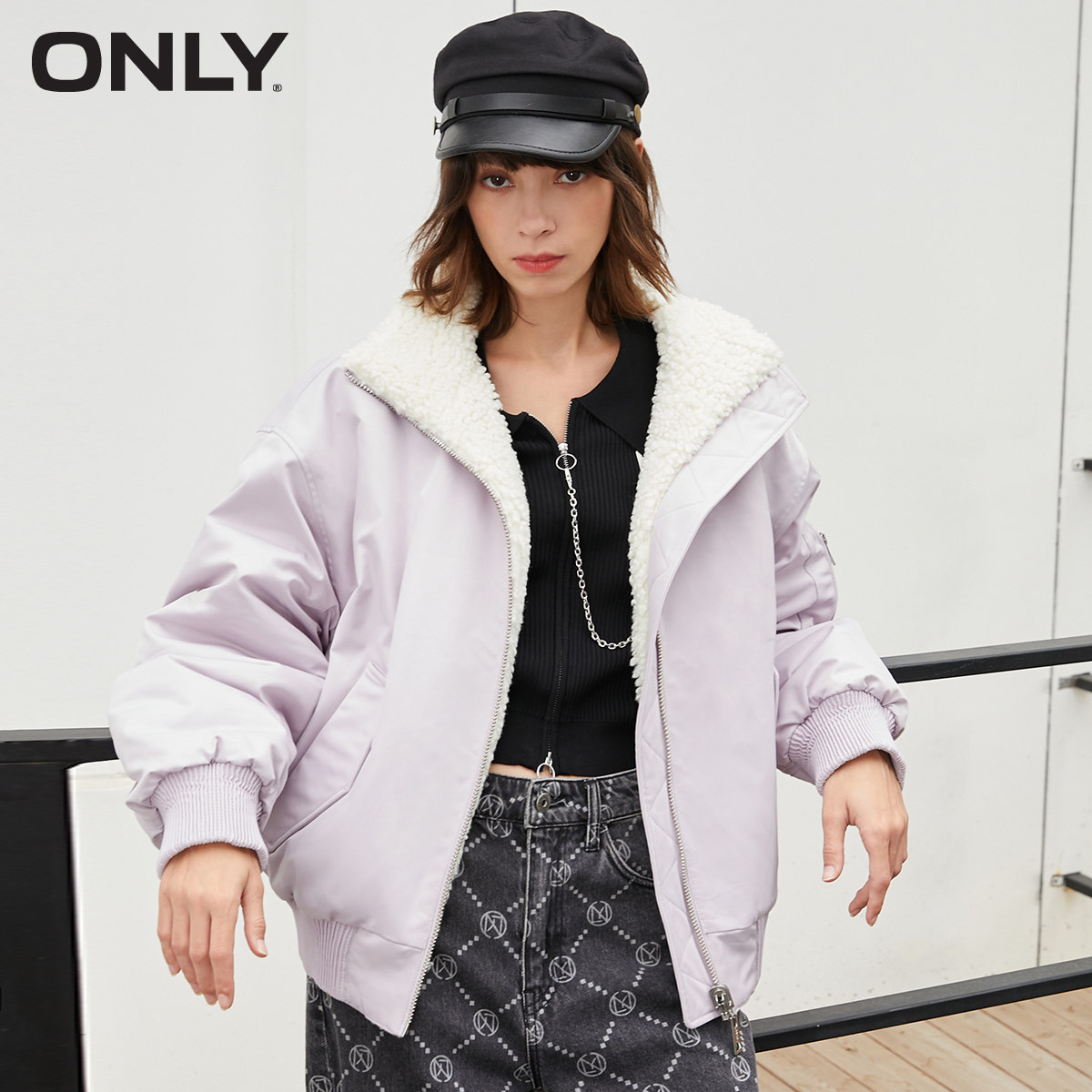 only2021冬季新款植绒两面穿短款 ONLYoutlets店棉衣/棉服