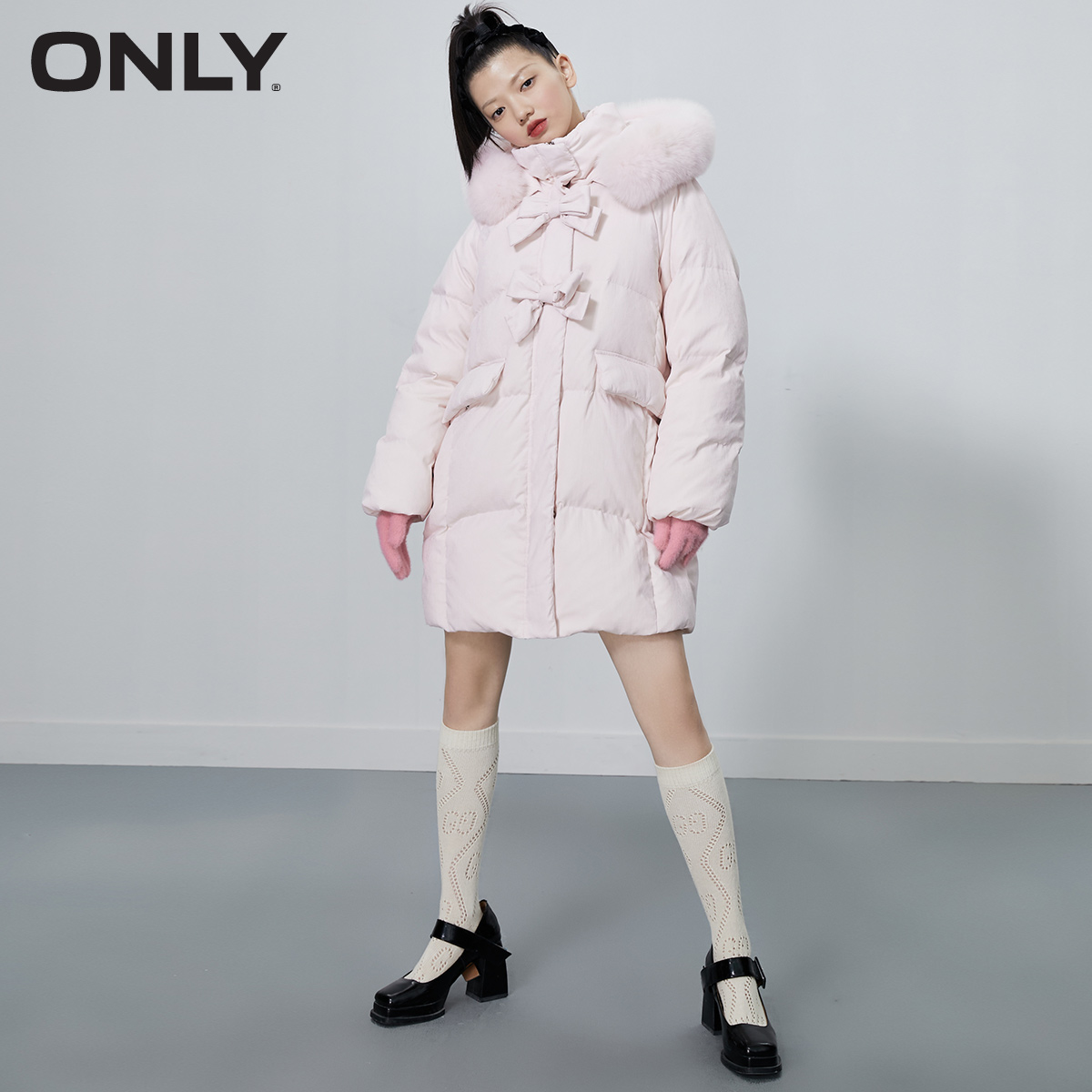 only2021冬季新款蝴蝶结羽绒服 ONLYoutlets店羽绒服