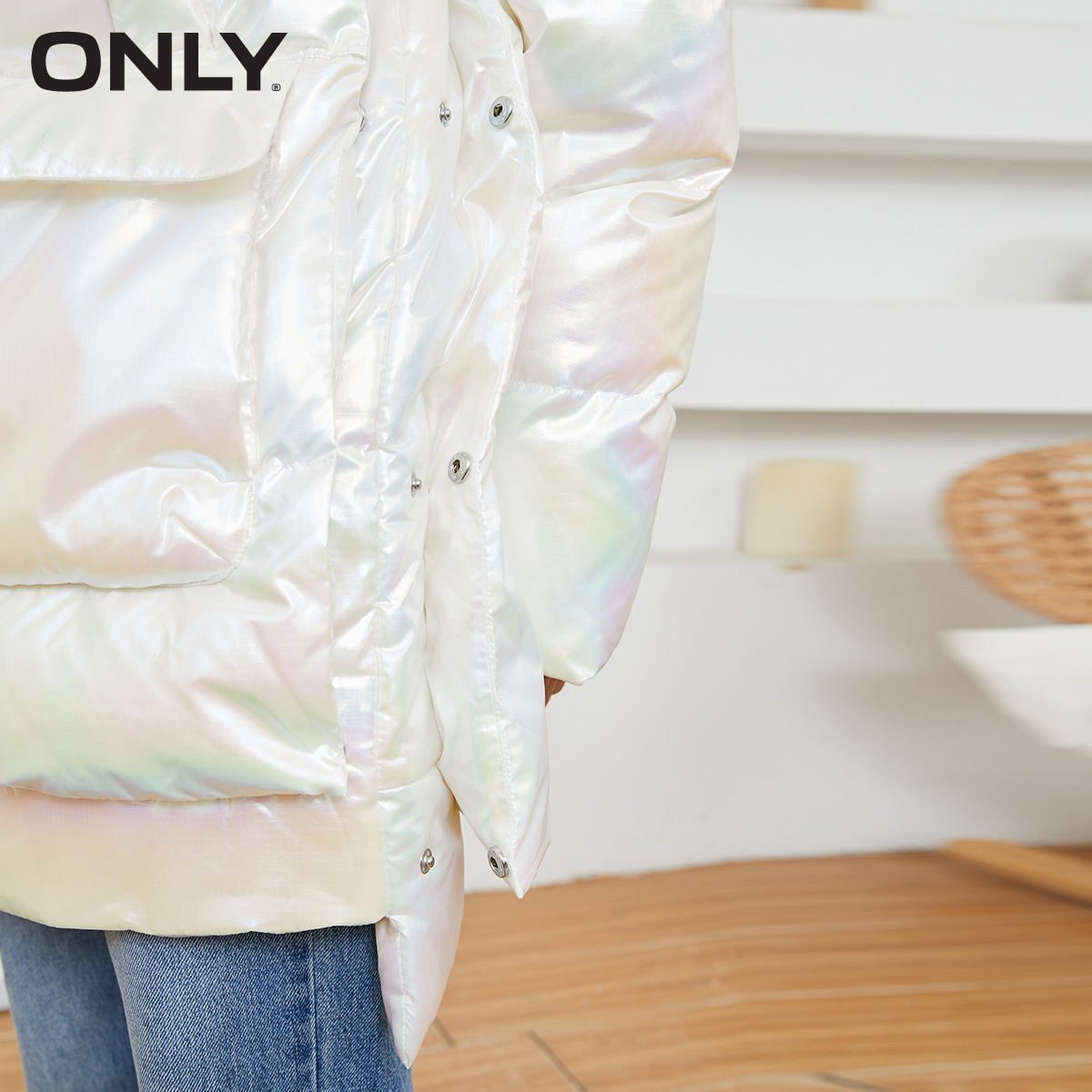 only2021冬季新款时尚宽松大羽绒服 ONLYoutlets店羽绒服