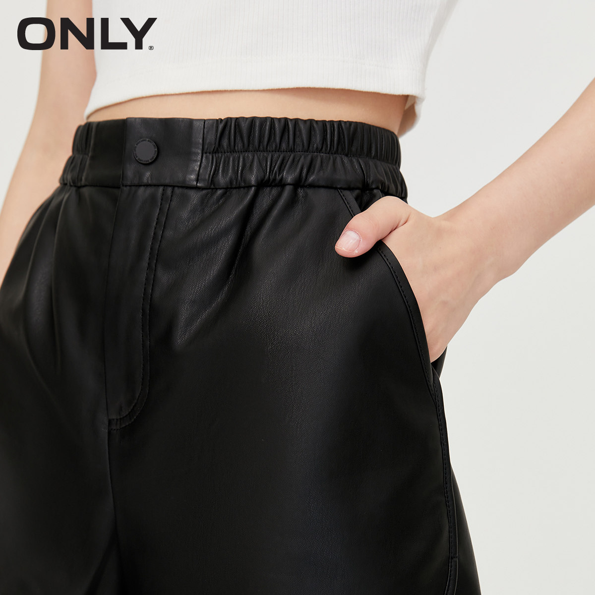 only2021纯色简约高腰直筒pu休闲裤 ONLYoutlets店休闲裤