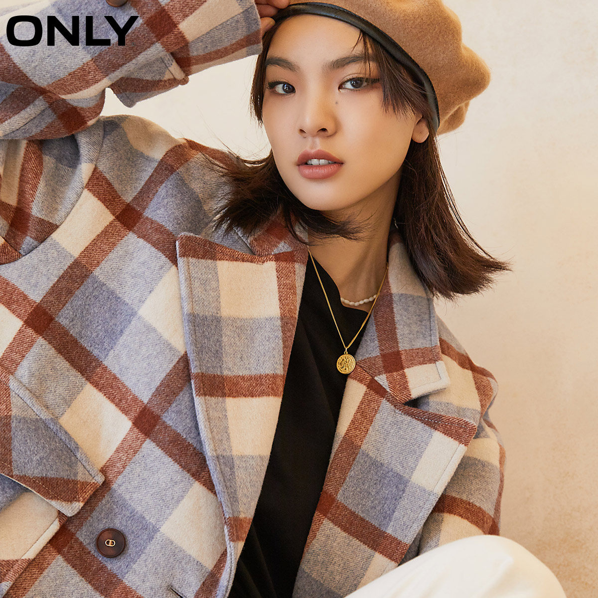 only冬季新款格纹翻领短款潮流毛呢 ONLYoutlets店毛呢外套