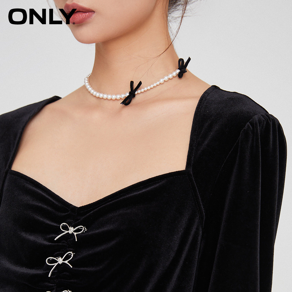 only2021秋季新款a字丝绒连衣裙 ONLYoutlets店连衣裙