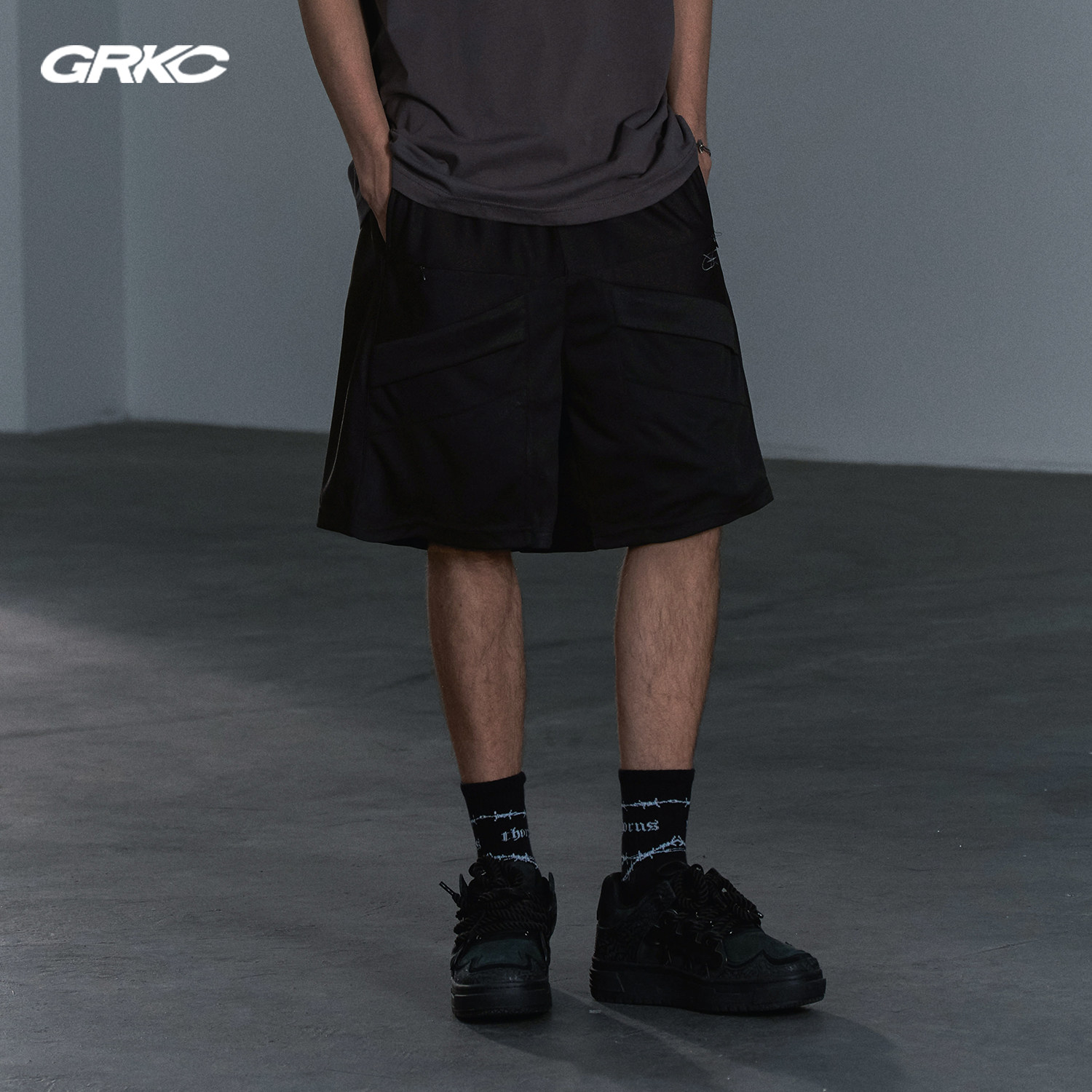 【特价清仓】GRKC吉尔卡克 多口袋网眼短裤轻薄廓形宽松五分裤,淘宝优惠券,粉丝福利购,淘宝优惠卷