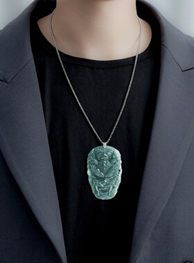 天然A货翡翠蓝水冰种龙牌吊坠