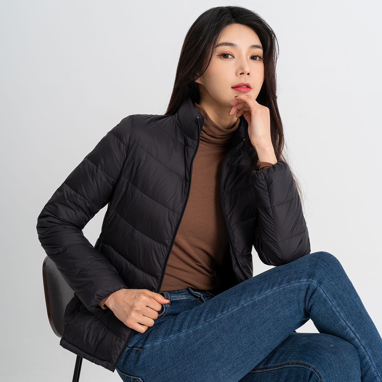 雪中飞 时尚羽绒服女短款轻便修身轻薄羽绒服大码保暖外套 outlets 雪中飞 时尚羽绒服女短款轻便修身轻薄羽绒服大码保暖外套 outlets